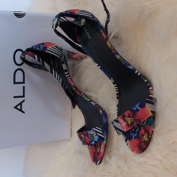 Aldo floral heels - Picture 3 of 8